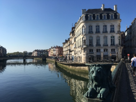 PAYS BASQUE ENTRE FRANCE ET ESPAGNE
